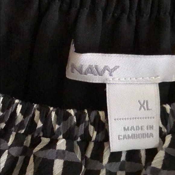 Old Navy Sleeveless Dress - Picture 3 of 3